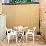 Nyaraló Traditional Stone House In Vouni, Quiet With Courtyard & Bbq