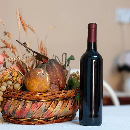 Traditional Stone House In Vouni, Quiet With Courtyard & Bbq Hébergement de vacances