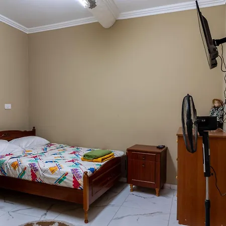 Traditional Stone House In Vouni, Quiet With Courtyard & Bbq Hébergement de vacances