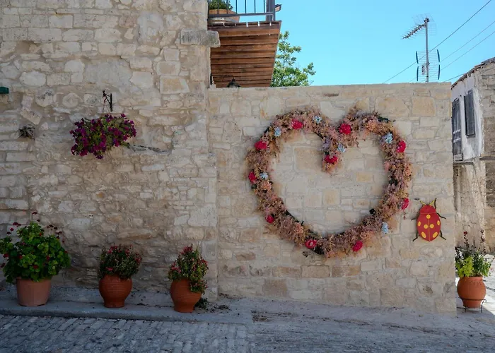Traditional Stone House In Vouni, Quiet With Courtyard & Bbq 別荘 Vouni